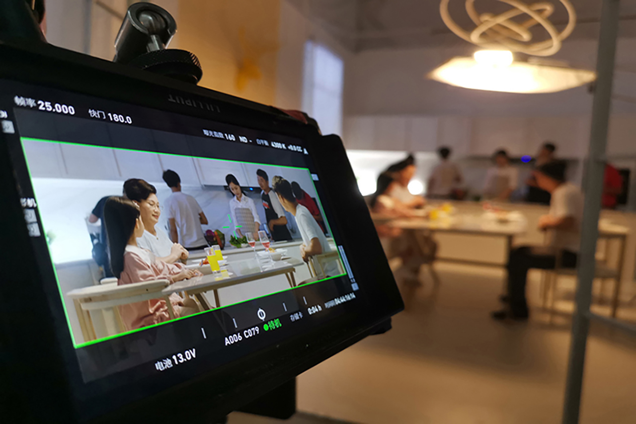 商品影視廣告應直接從消費者角度來進行內(nèi)容挖掘